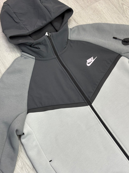 Buzo Nike Tech