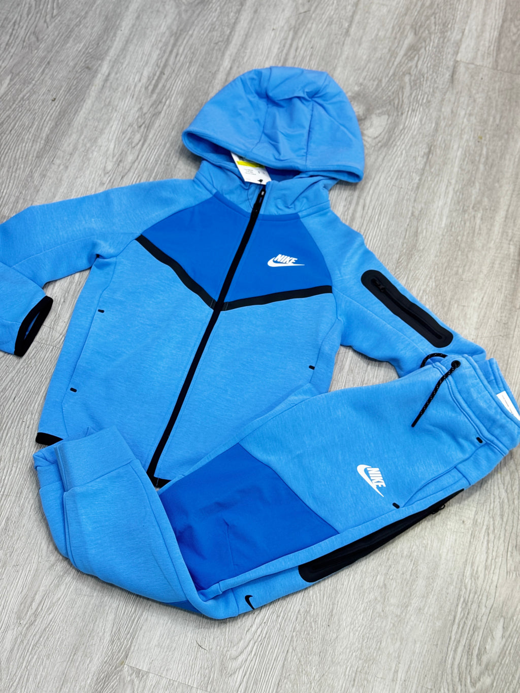 Buzo Nike Tech Kids