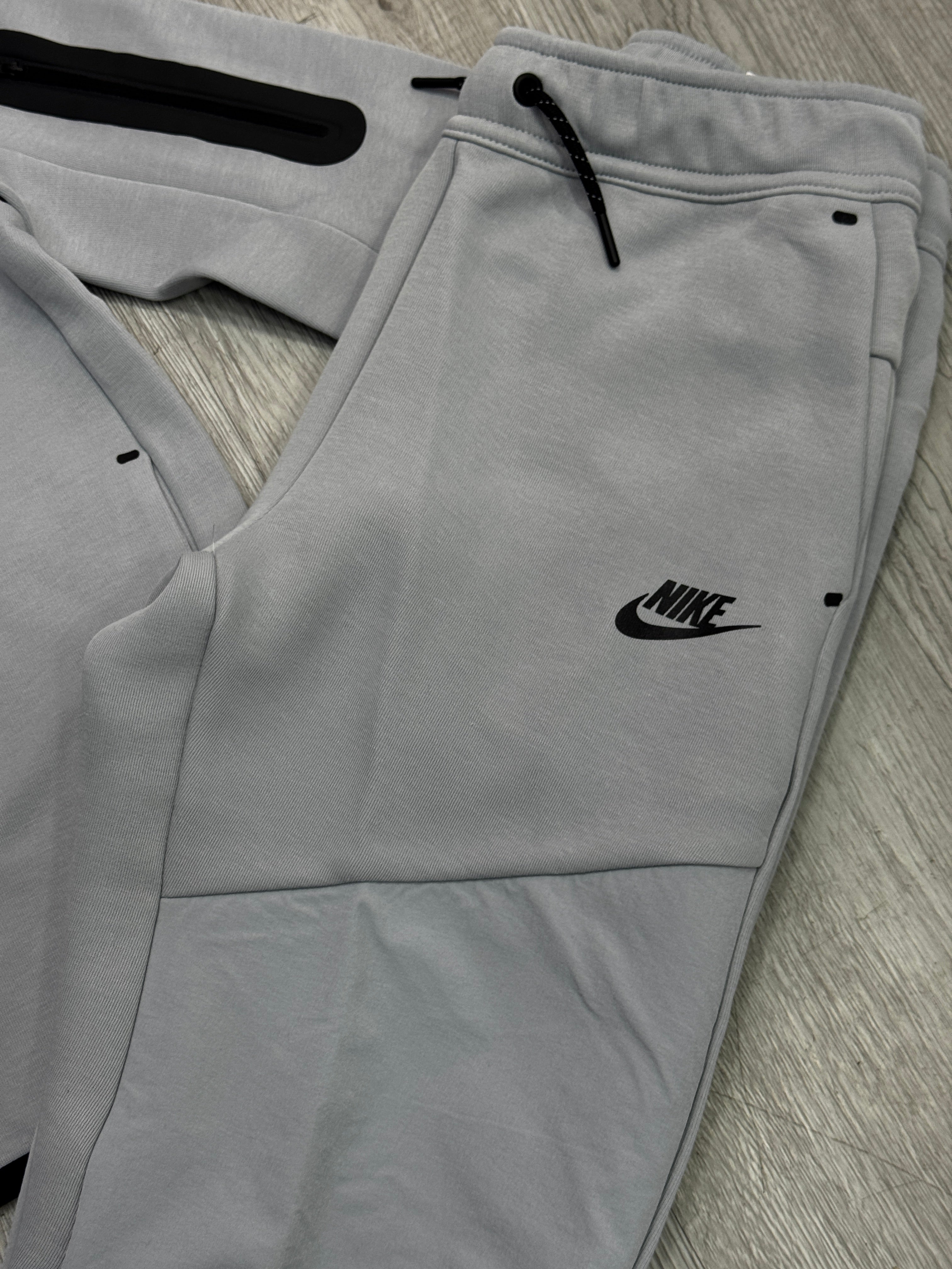 Buzo Nike Tech Kids