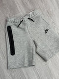 Short Nike Tech